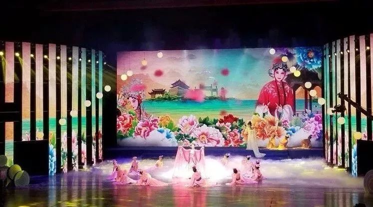 闽风戏韵《面朝大海 百花盛开》.jpg